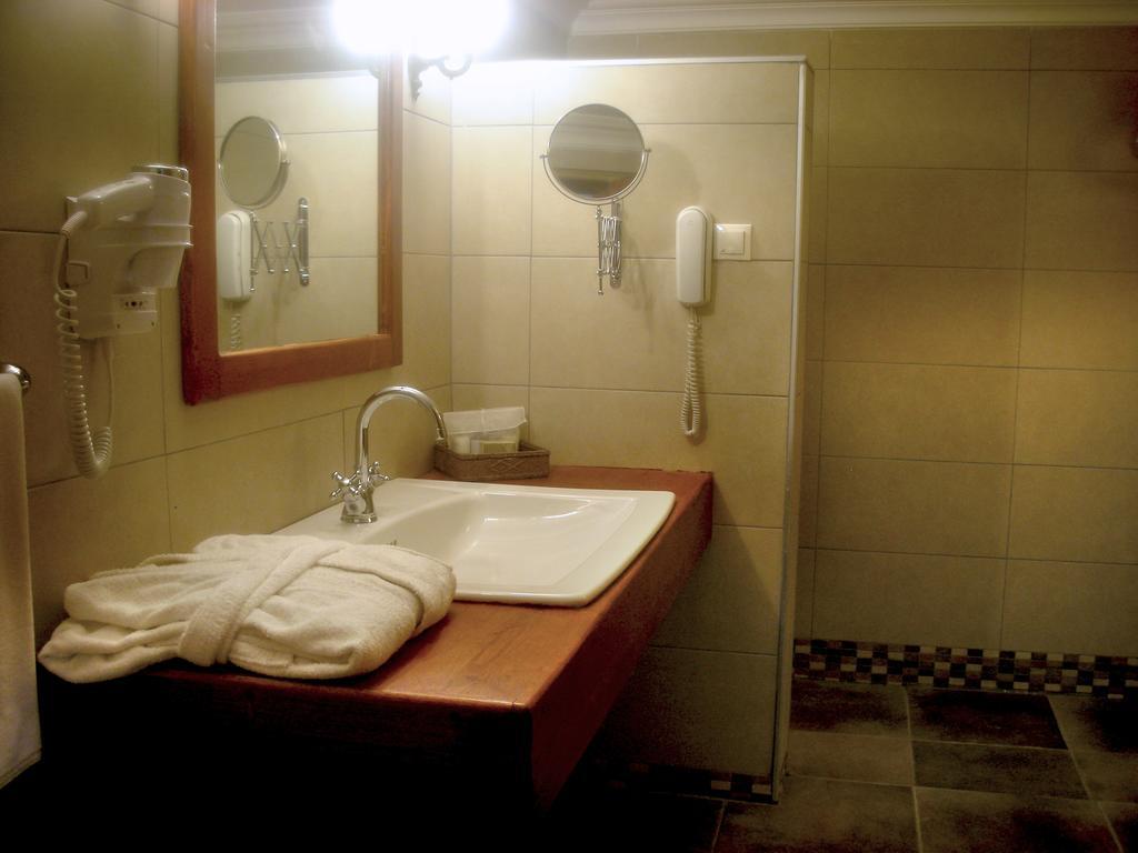 Maris Butik Hotel Turunc Szoba fotó